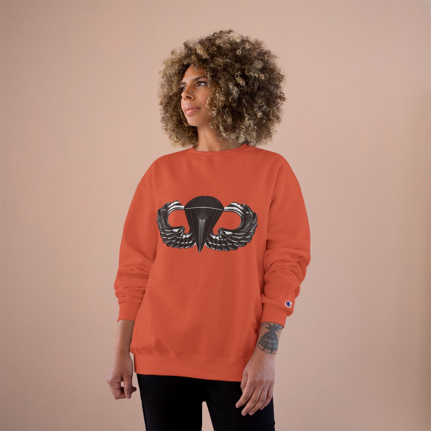 Champion Sweatshirt with Airborne Black Winged Design - Perfect for Casual Outings and Celebrations